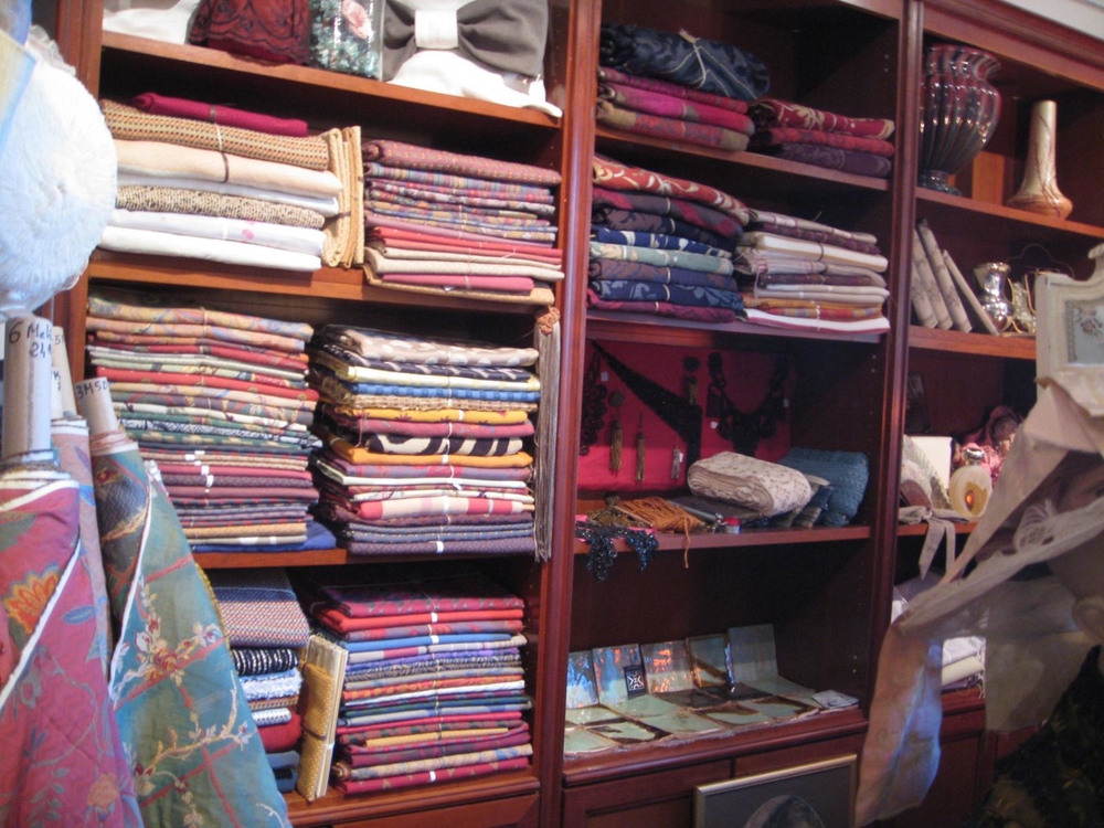 Tissus Anciens L Isle Sur La Sorgue Brocante Vente De Lin Tissus Anciens